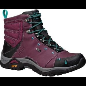 Women’s Ahnu Montara Waterproof Hiking Boots